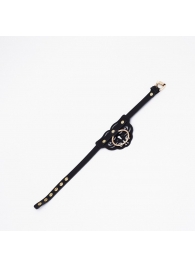 Черный чокер с клепками и золотистой фурнитурой - Crazy Handmade - купить с доставкой в Первоуральске Черный чокер с клепками и золотистой фурнитурой - Crazy Handmade - купить с доставкой в Первоуральске