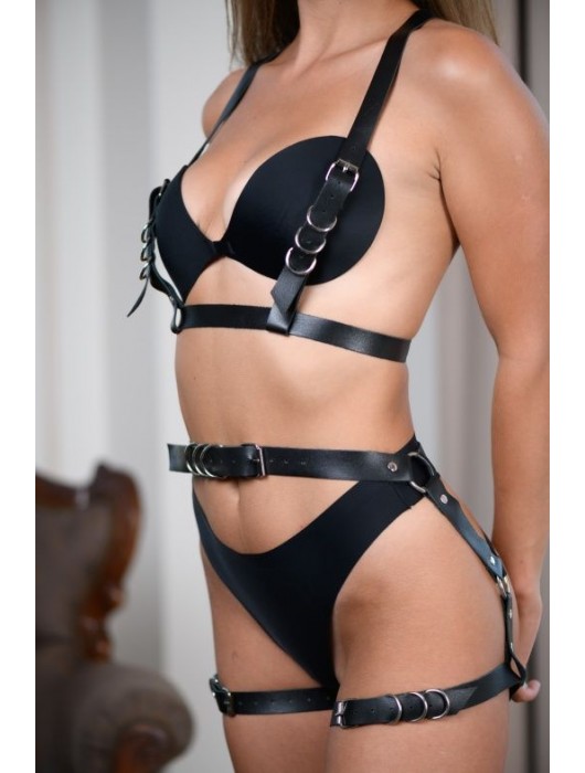 Черные гартеры из натуральной кожи с регулируемыми ремешками - БДСМ Арсенал - купить с доставкой в Первоуральске