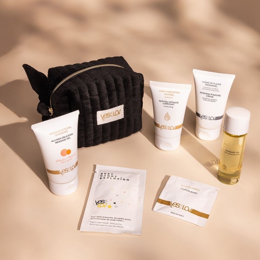 Набор YESforLOV La Trousse Enchantée в черной косметичке - YESforLOV - купить с доставкой в Первоуральске